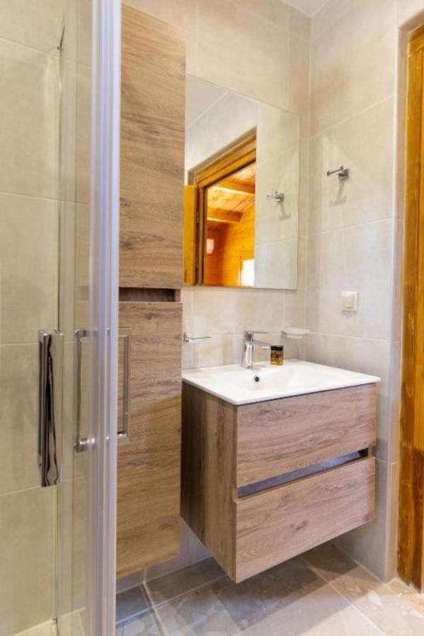 Agrelia Homes Dragano 외부 사진